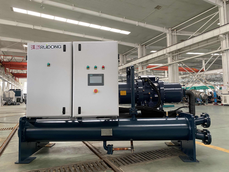 Raffreddatore d'acqua industriale a vite raffreddato ad acqua con singolo compressore 200kw-1500kw