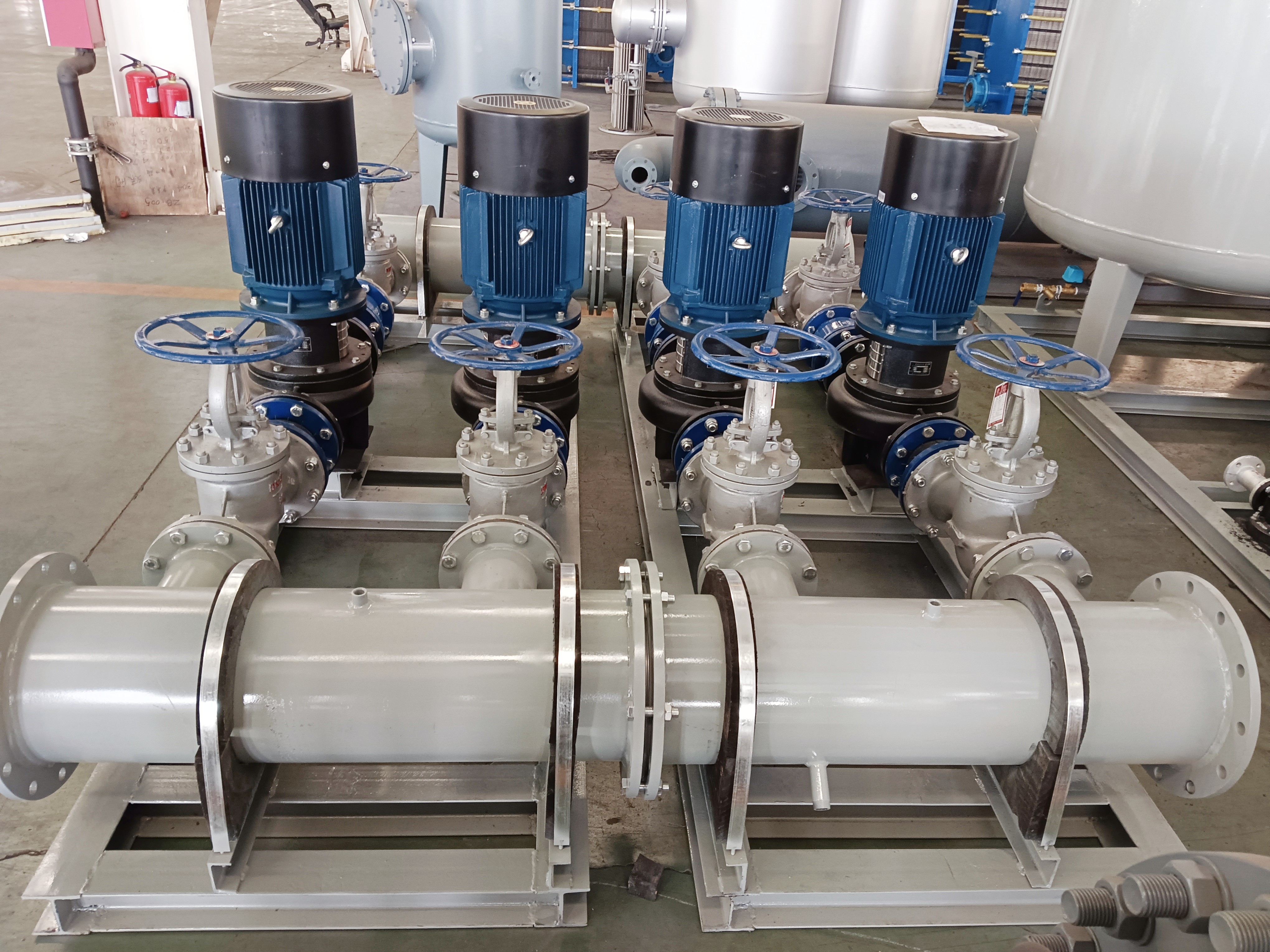 Quali sono i vantaggi dell'utilizzo di un refrigeratore raffreddato ad acqua HVAC negli edifici commerciali?